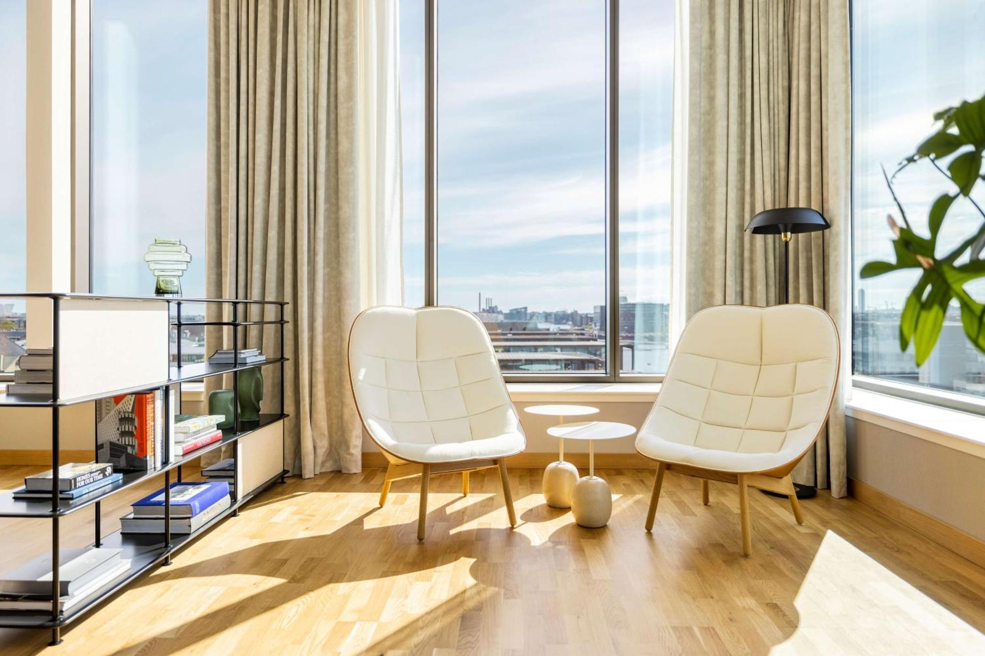 Nh Collection Hotell 5*