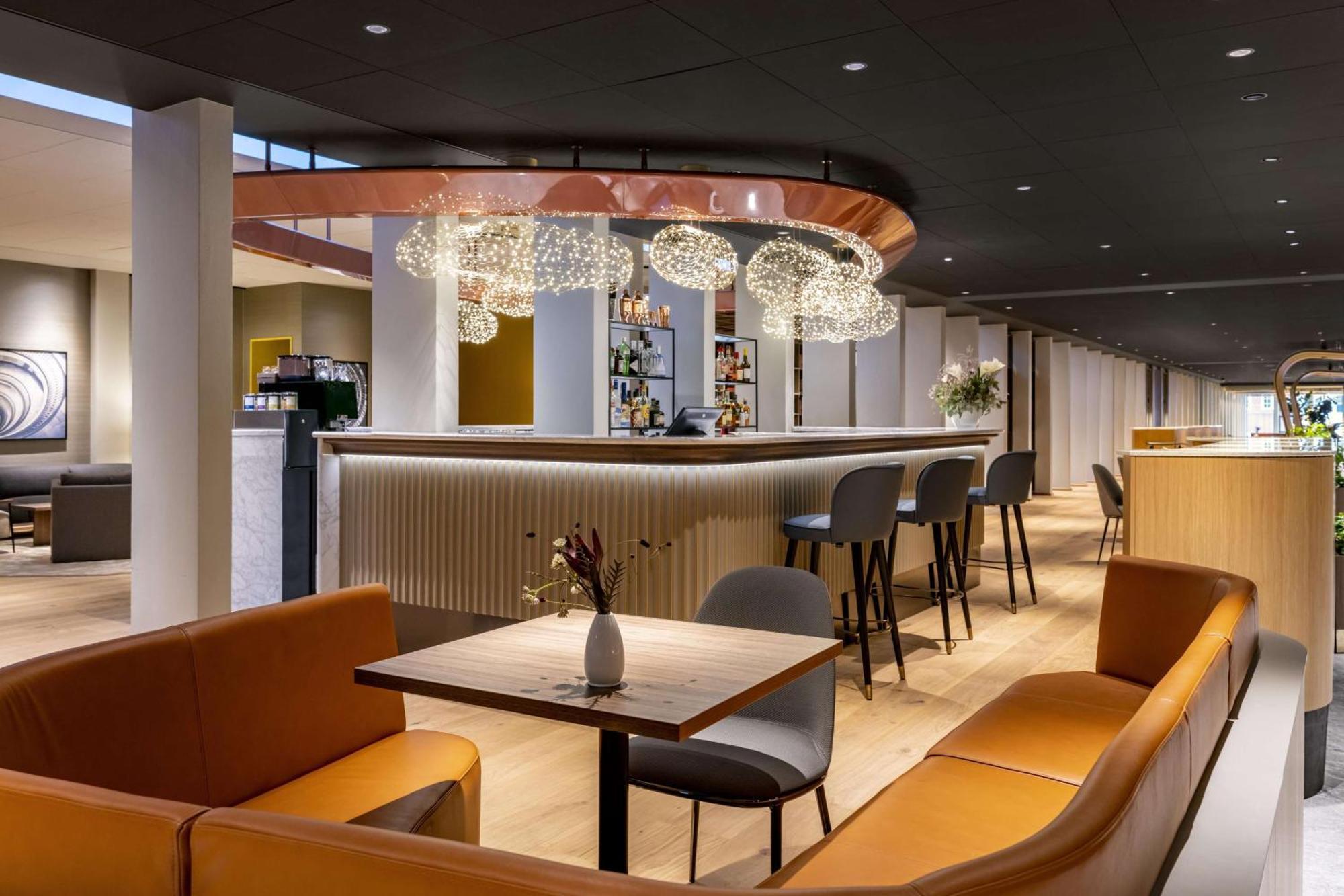 Nh Collection Hotell 5*