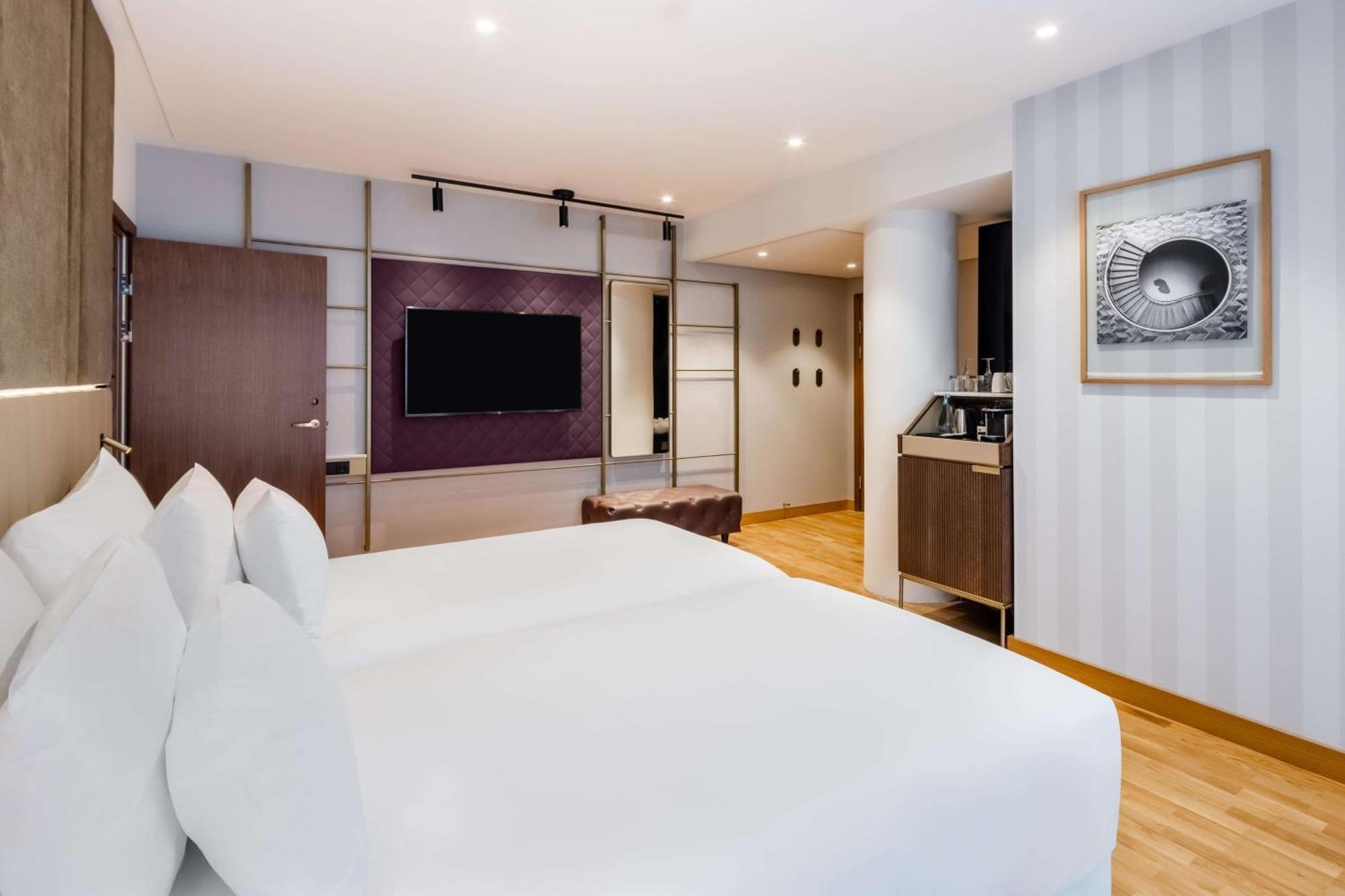 Hotell Nh Collection 5*